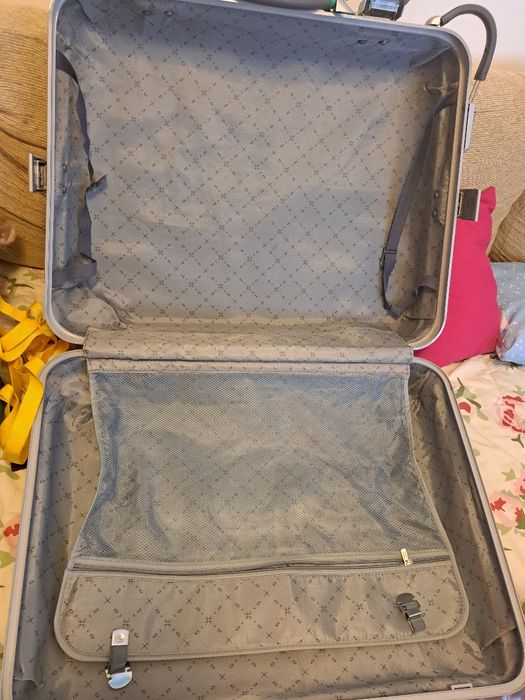 Mala de porão, rigida