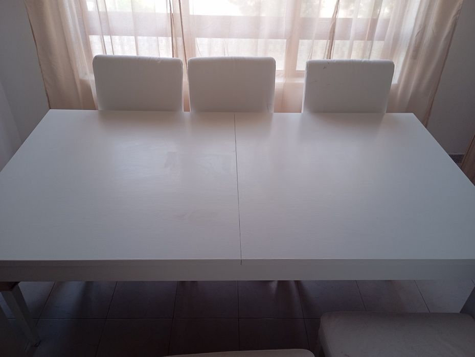 Mesa extensíve + 6 cadeiras 1.75×95