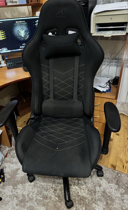 Ігрове крісло 2 e gaming