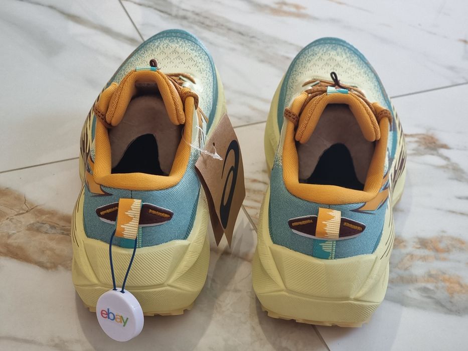 Оригінал 100% Чоловічі кросівки Asics Trabuco Max 4   EUR 42