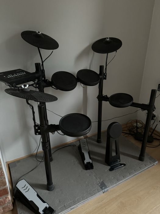 Yamaha DTX402K - perkusja elektroniczna