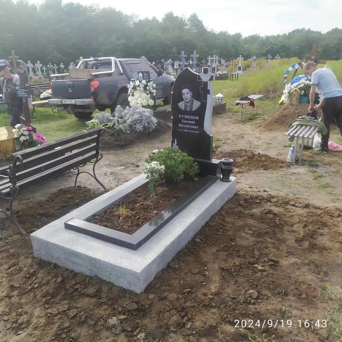 Пам'ятники від виробника Акція -50% до 22 травня!