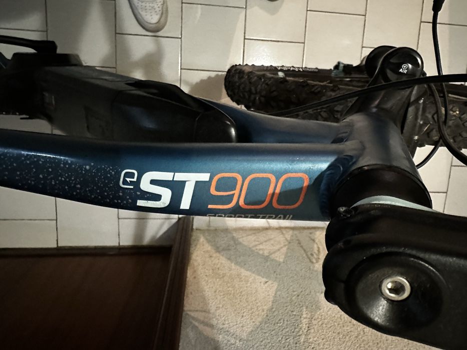 Bicicleta elétrica RockRider E-ST900