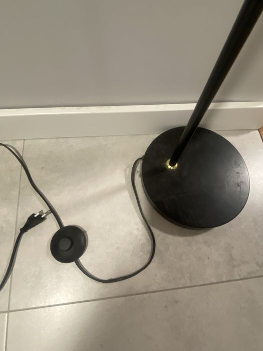 Sprzedam Lampe podłogową Hugo Jysk jak nowa