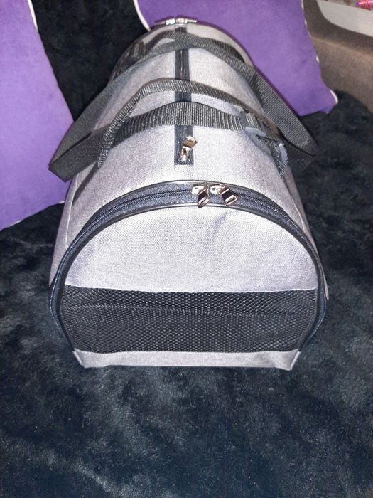 Продам сумку переноску для котов и небольших собак