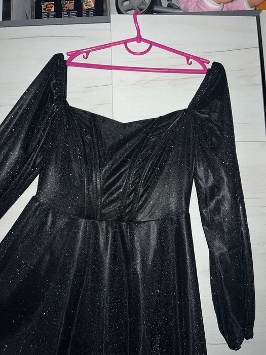 Сукня корсетна, чорна з блискитками, повністю нова