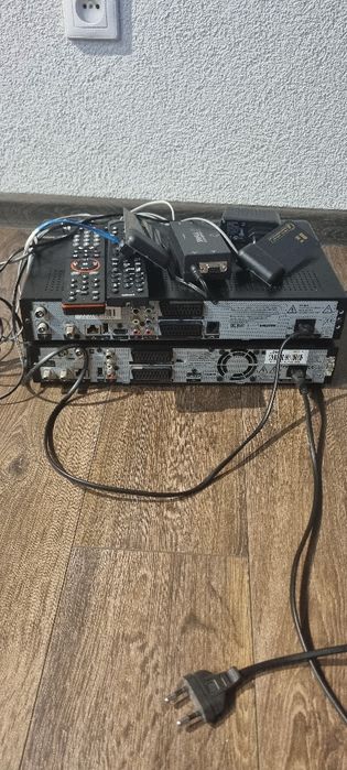 Philips DSR 7201/91 HD Philips DSR 6201/91HD Splitter SMALL2 z 2kartam