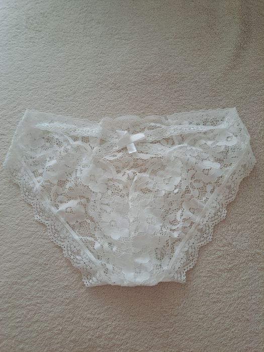 Nowe majtki stringi 2 sztuki S