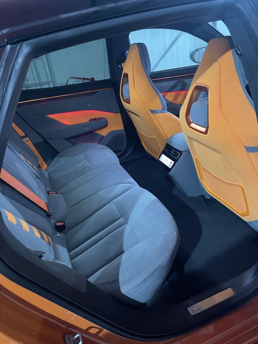 Zeekr 001 2024 модельний 2025