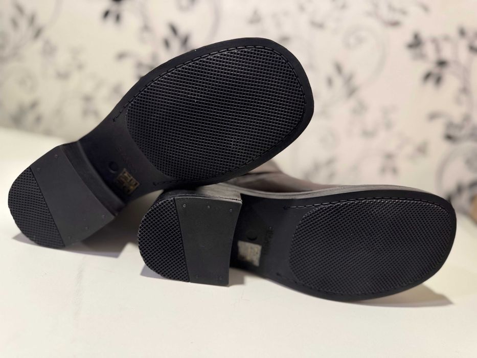 Жіночі чоботи Bianco , 37р.