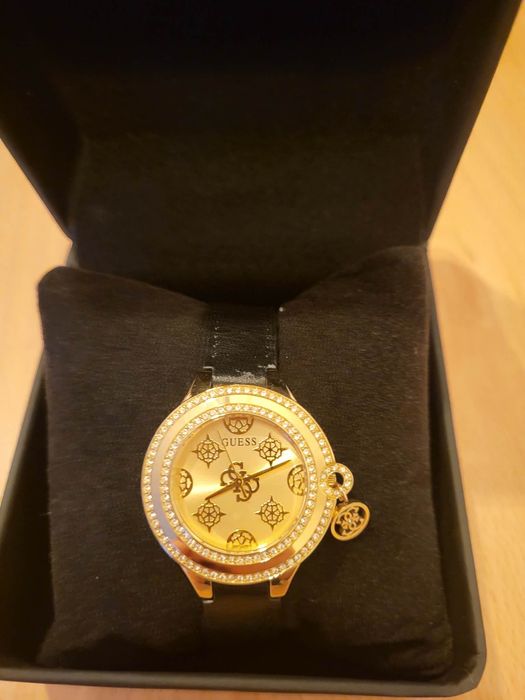 Zegarek GUESS damskie