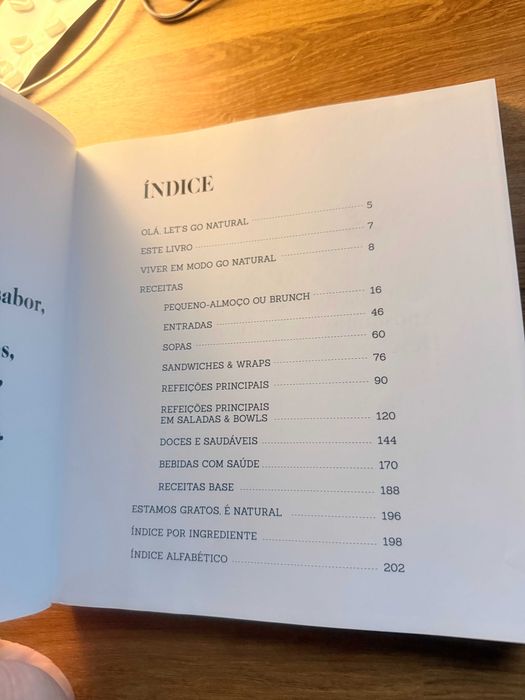 Livro Let's go natural