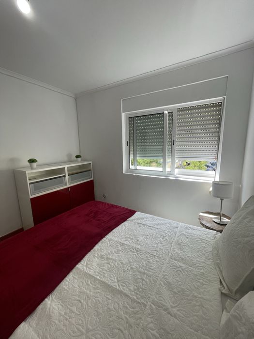 Quarto individual com tv 8min do metro Encarnacao sem caução