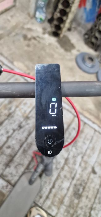 Xiaomi scooter 4 електросамокат