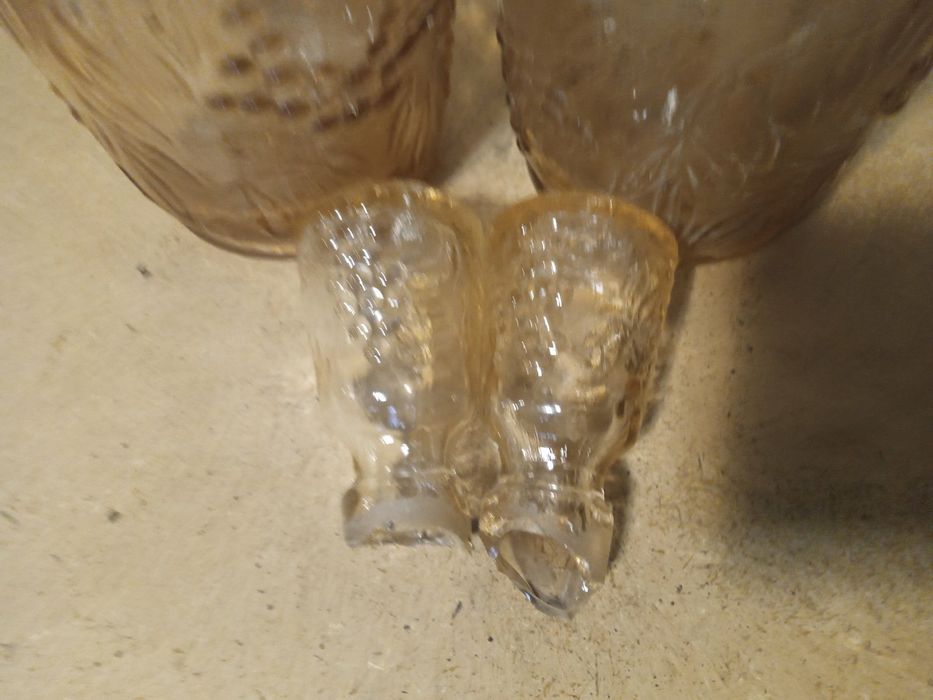 Посуд:Графіни з гронами винограду та інші часів СРСР.