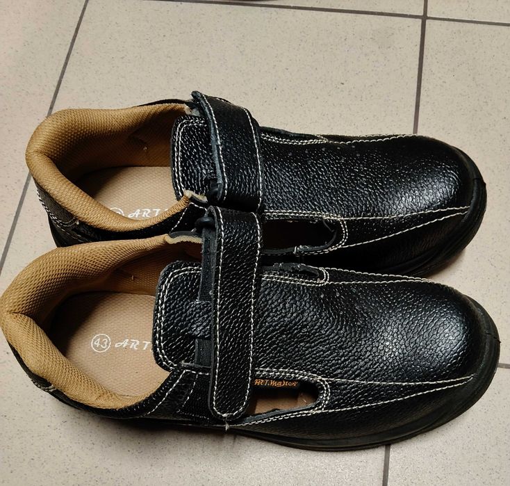 BUTY Robocze Sandał r42