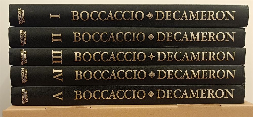 edição colecionável da obra "Decameron" de Giovanni Boccaccio