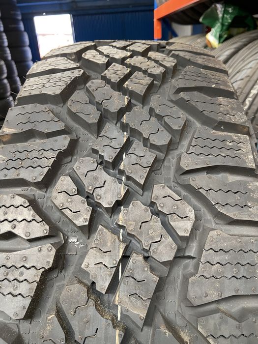 1 pneus 255/60 R 20 Gooyear novo!