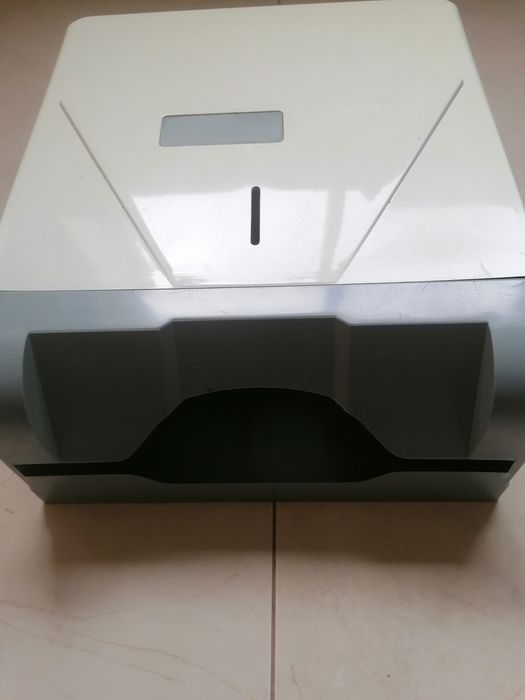 Dispensador p/toalhas de mão em papel zig-zag