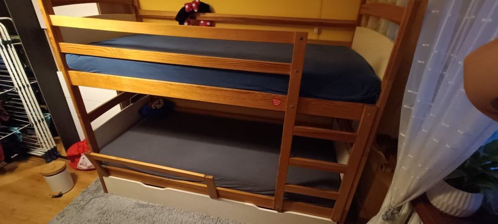 Łóżko piętrowe drewniane 2 szuflady