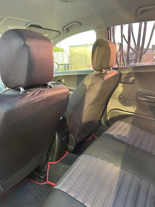 Kia Ceed 2009 червона