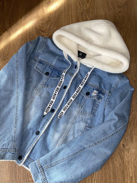Тепла джинсова куртка