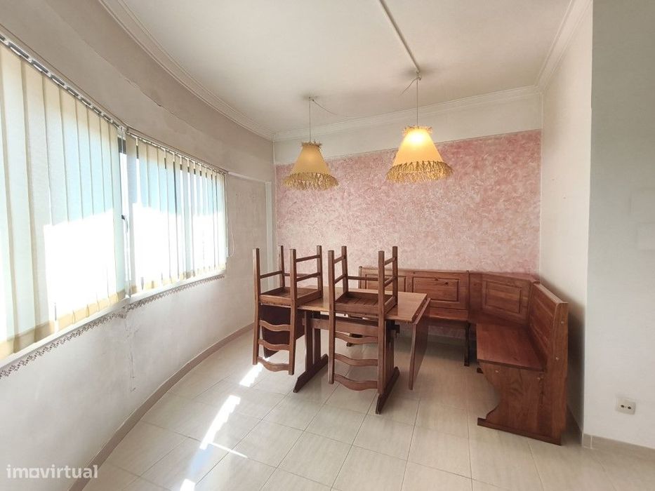 Apartamento T3 no Infantado (Loures) com Arrecadação