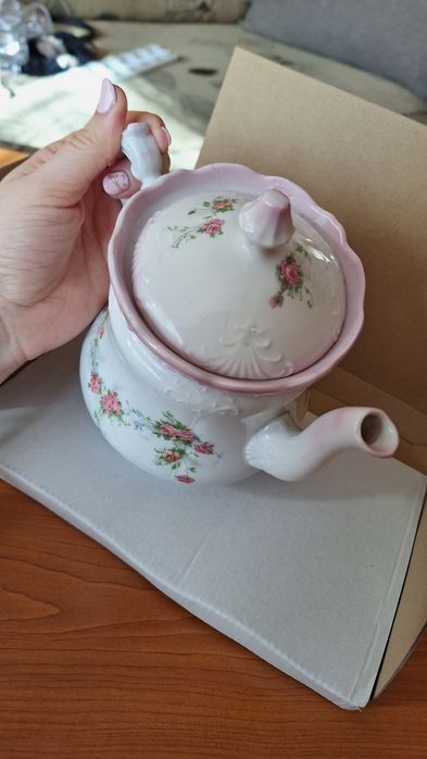 Dzbanek do herbaty. Porcelanowy. Antyk. Francuski