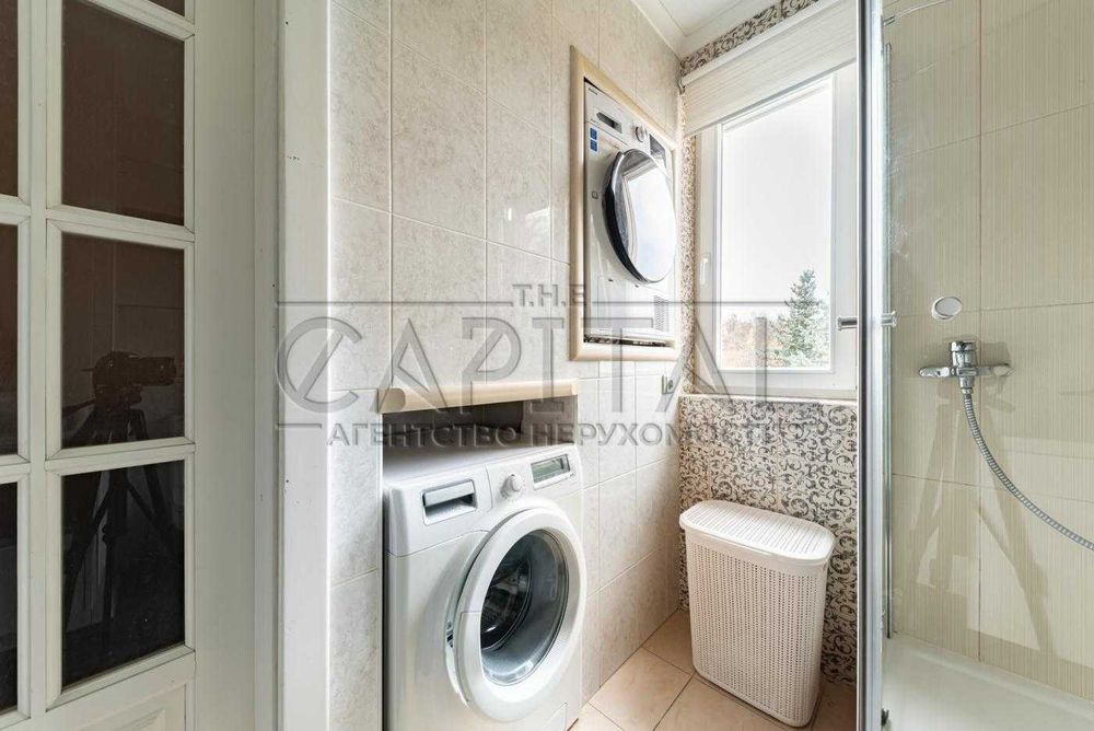 ГЕНЕРАТОР Оренда Будинок з Панорамним Видом на Лавру Печерський р-н