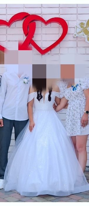 Свадебное платье