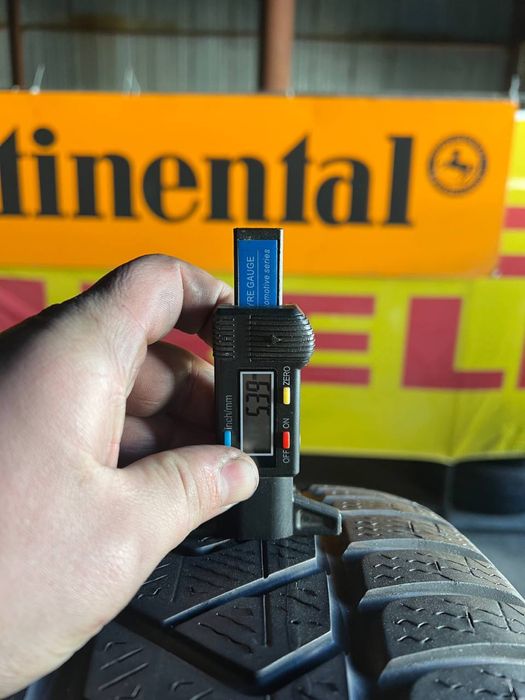 Шини 235/55 r17 103V Pirelli Sottozero3 2021р (102)