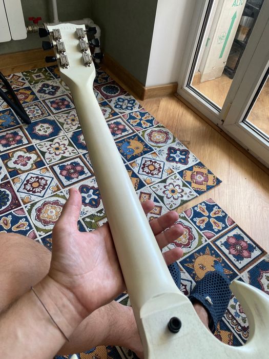 Електрогітара gibson sg.