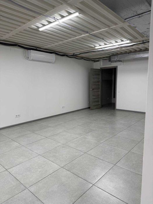 Сдам офис 184 м2 в БЦ Фабрика (Баррикадная 7). Собственник. - View 3