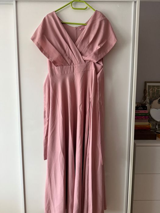 Różowa długa koktajlowa sukienka Bicotone 40