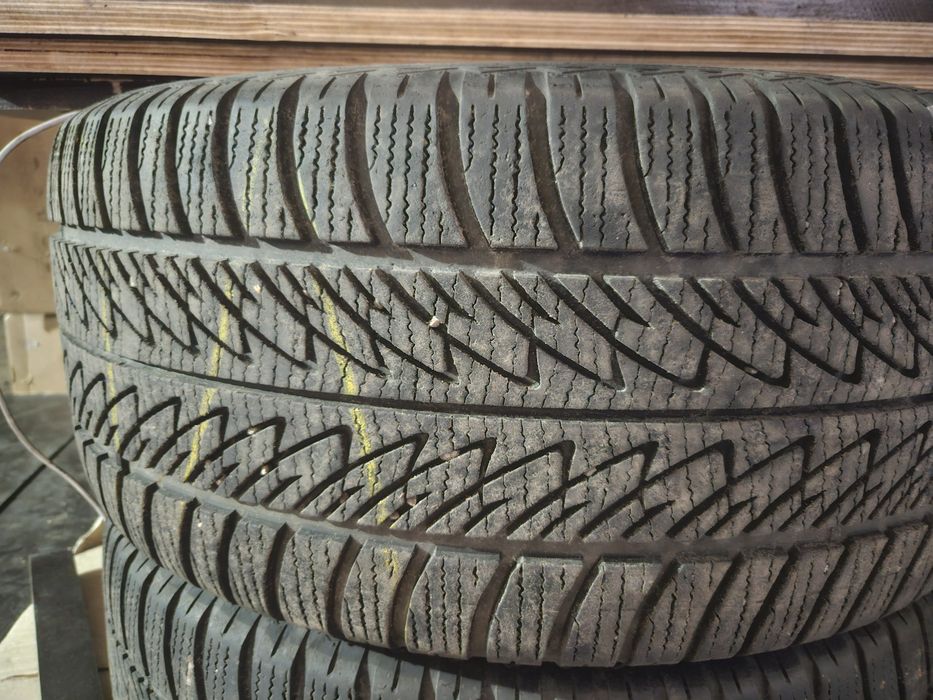 285 45 R20 24р.шини Goodyear