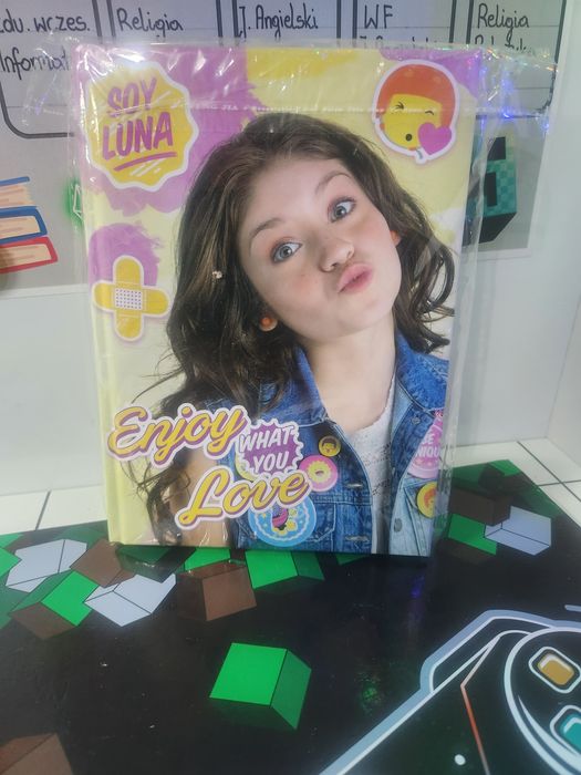 Kalendarz Szkolny  SOY LUNA.! (notes, pamiętnik)