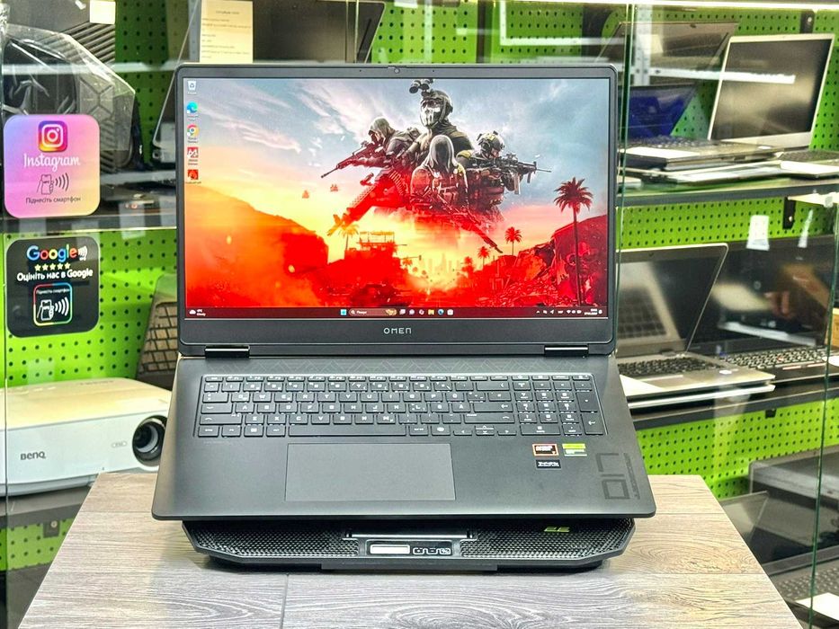 HP Omen 17" Ryzen 7 8845Hs / RTX 4070 / Стан відмінний