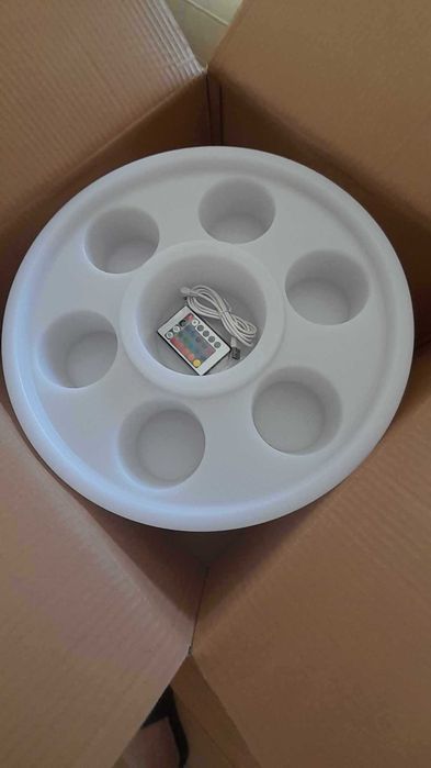 Barek pływający LED RGB na napoje beczka basen balia