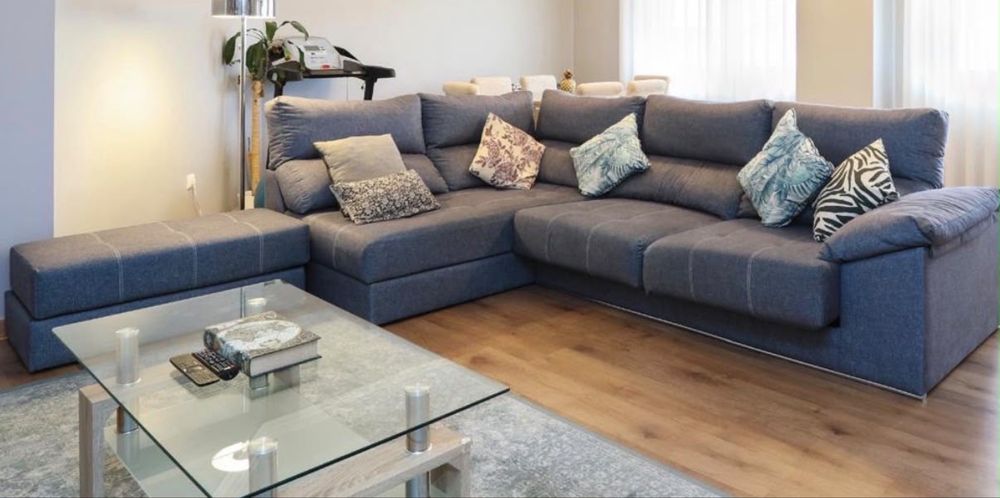 Sofa chaise long com pouco uso