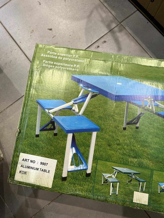 Przenośny stolik piknikowy