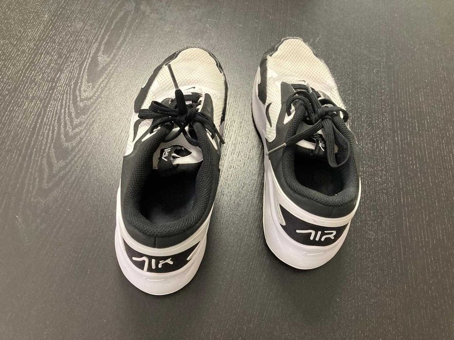 Ténis Nike Airmax Basketball