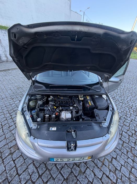 Peugeot 307 SW 1.6 HDi (2004)