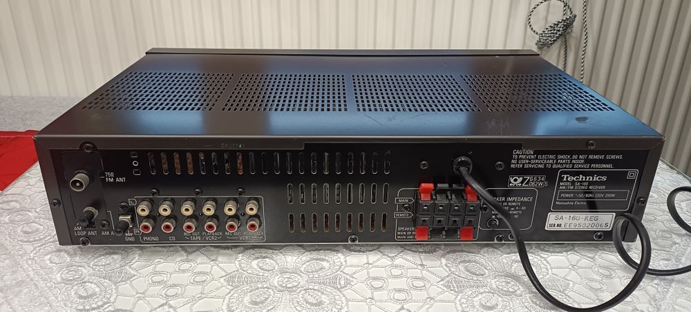 Technics  SA-160 amplituner z korektorem