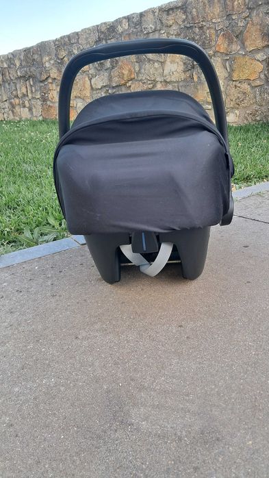 Ovo de bebe mais base isofix