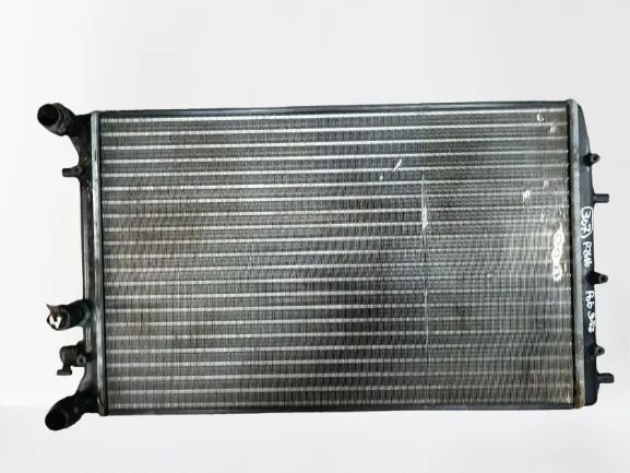 Radiador de água VOLKSWAGEN Polo (9N)