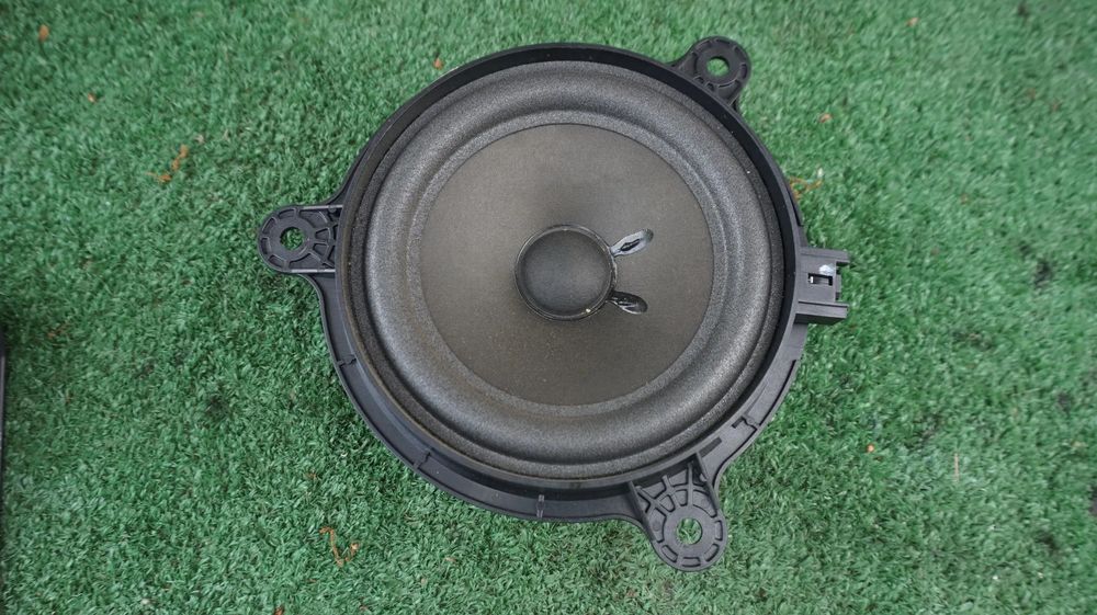 Mazda CX3 CX-3 2.0 B 1.5 D glosnik Bose lewy prawy D10F66960