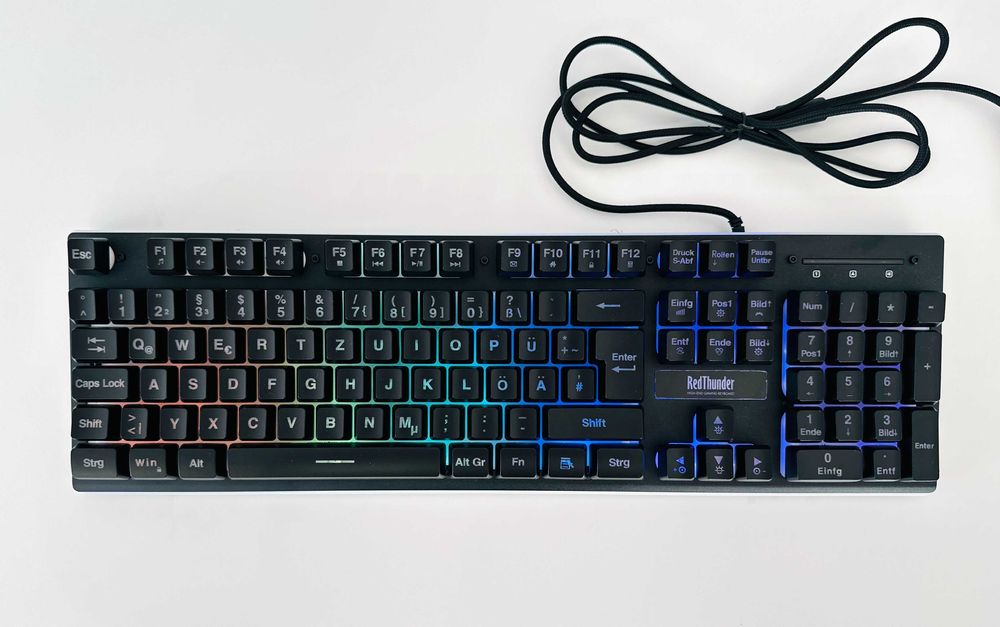 Провідна ігрова RGB клавіатура RedThunder K10 + миша та підставка