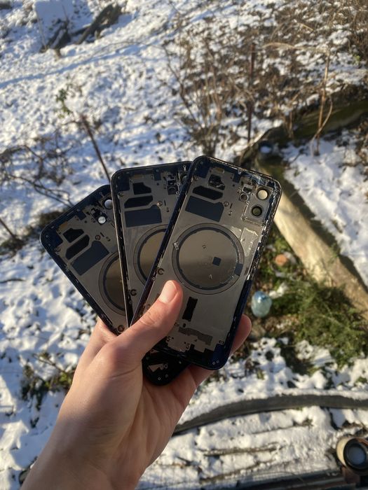 Оригінальні корпуси! Iphone 12