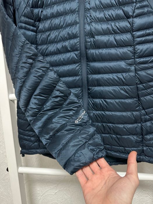 Женский микро пуховик Montane М размер pertex
quantum