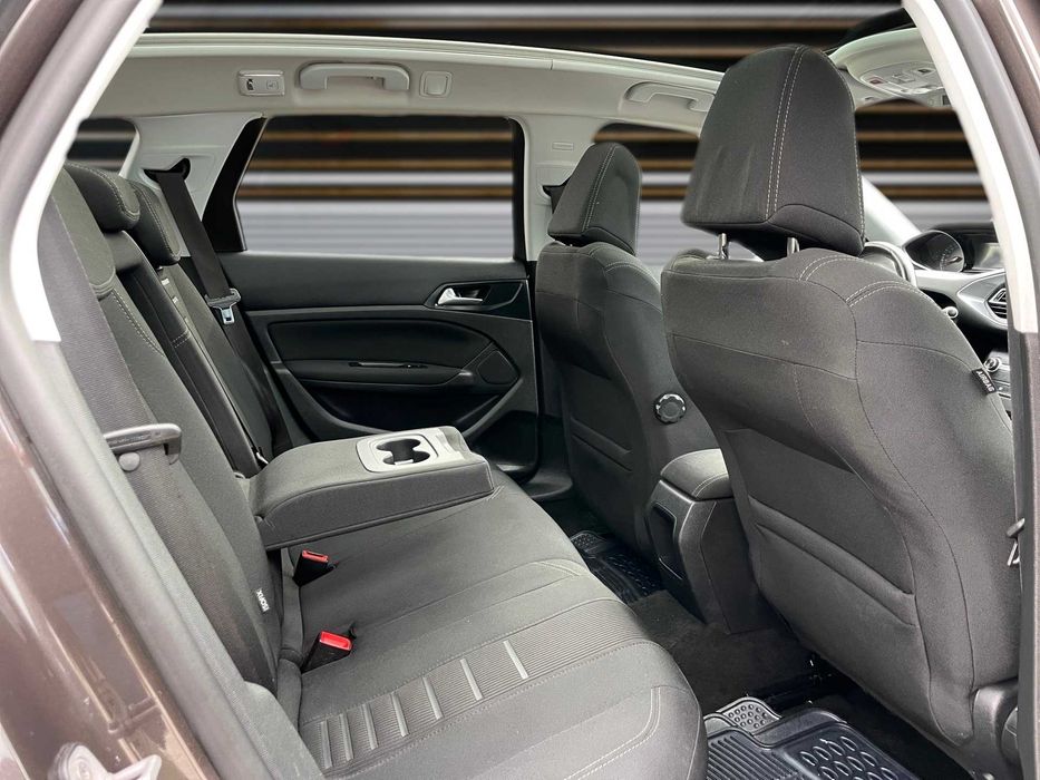 Peugeot 308 SW 1.6HDi Panorámico+GPS c/Garantia - 148€ p/mês